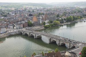 【ベルギー】ベルギー規制当局がDNS管理団体と連携し、無免許サイトのドメイン差し押さえと警告ページへのリダイレクトを可能にした模様。